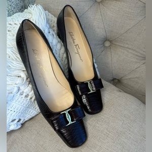 Salvatore Ferragamo brown leather alligator print kitten heels, Size 7 1/2 4A